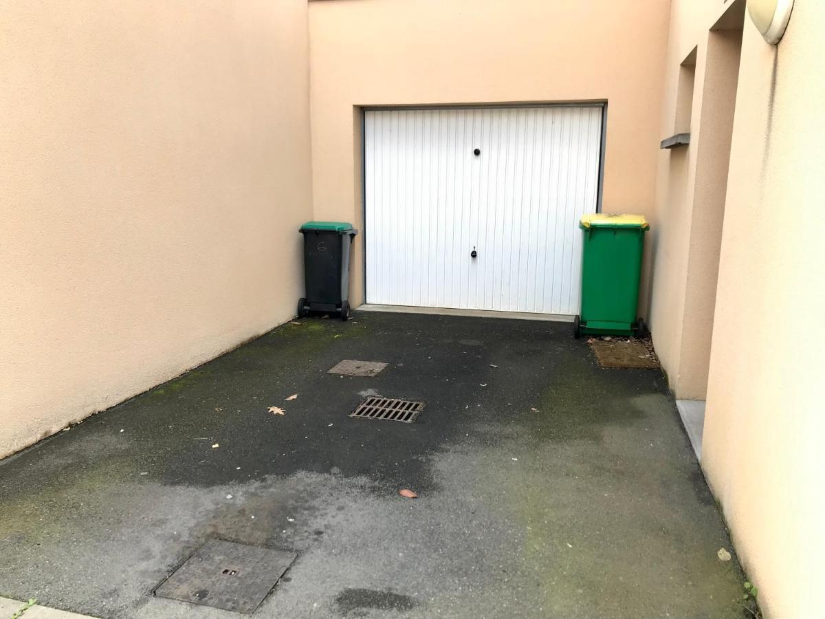 Agreable Maison Proche Gare Avec Parking Gratuit Ле-Ман Экстерьер фото